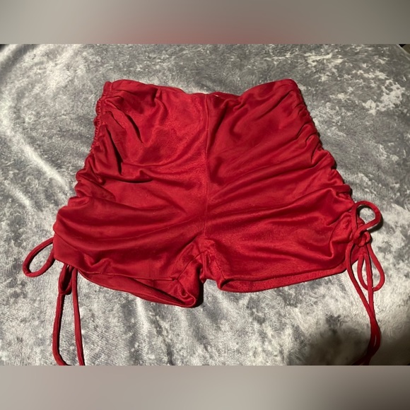 2/$15 Dolls kill ruched shorts - Picture 3 of 3